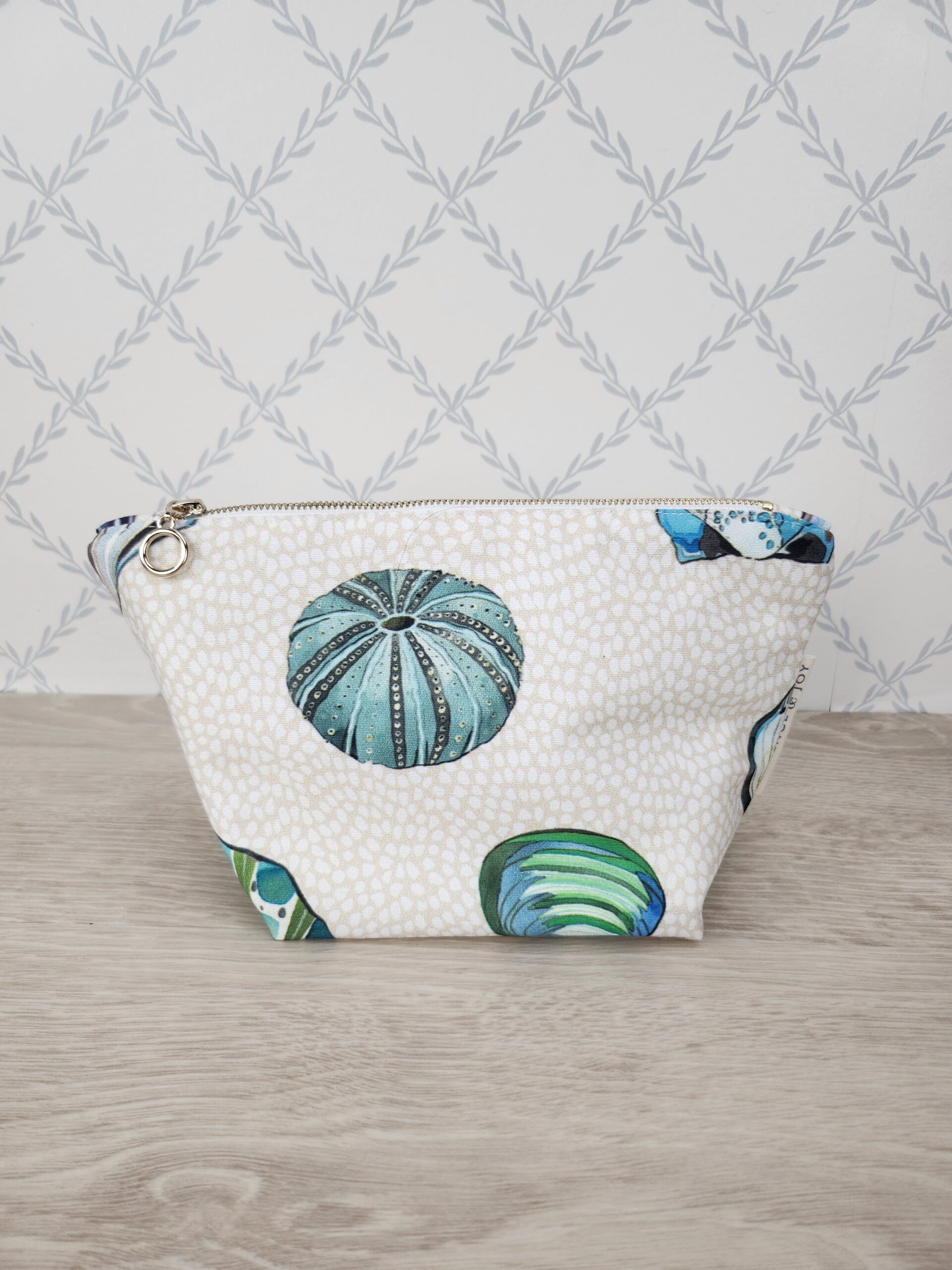 Designer Fabric Wash Bag - Image 5